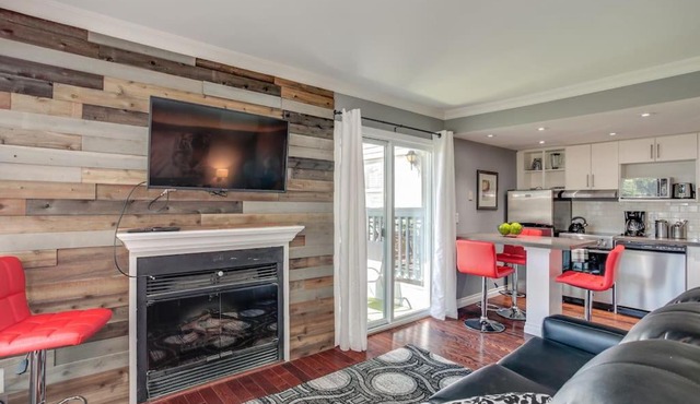 Blue Mountain Luxury Studio