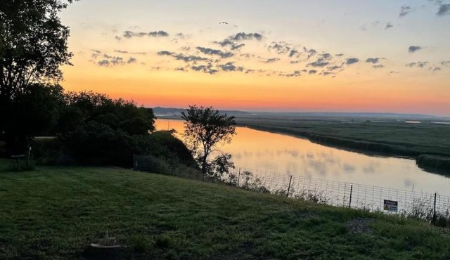 Bluffs Bend Retreat