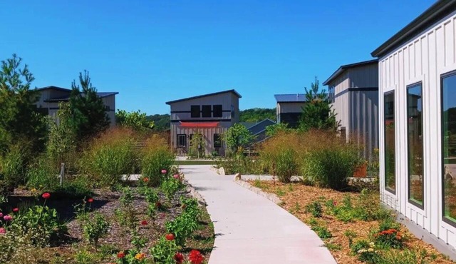 Bluffside Gardens