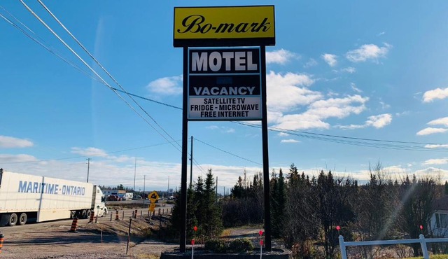 Bo-Mark Motel