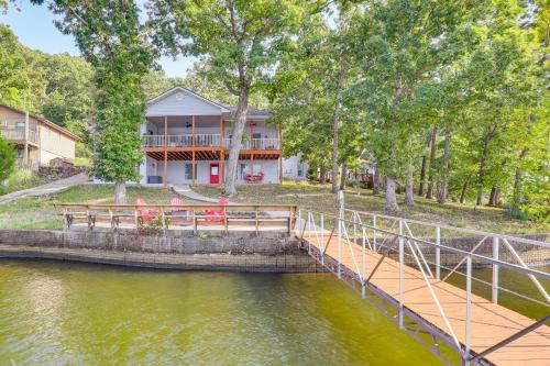 Boat, Fish & Explore! Gem on Lake of the Ozarks