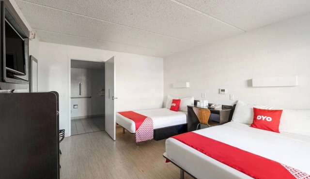 Budget Getaway Base: 2 Affordable Rooms Perfect for Exploring Energy Corridor