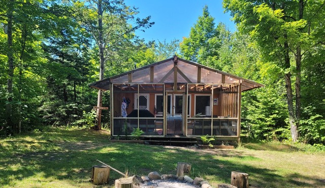 Cabin Dot Calm - Unplug from technology and connect with nature