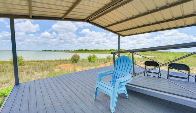 Cabin w/Dock on Hubbard Creek Lake: Pets Welcome!