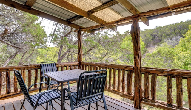 Cedar Falls Cabin 2: Family Getaway By Honey Creek