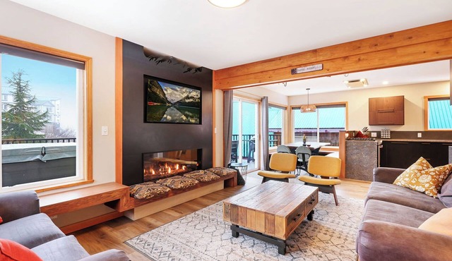 Chateau Cona Upper -hot tub, sauna, ski in/ski out