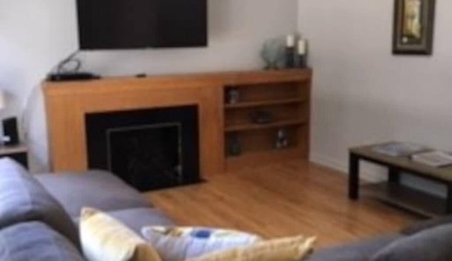 Close to Downtown 3 Bedroom Duplex