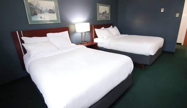Colonial Inn