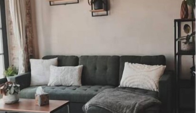 Comfortable apartment near the water with its own bar. in Oderberg