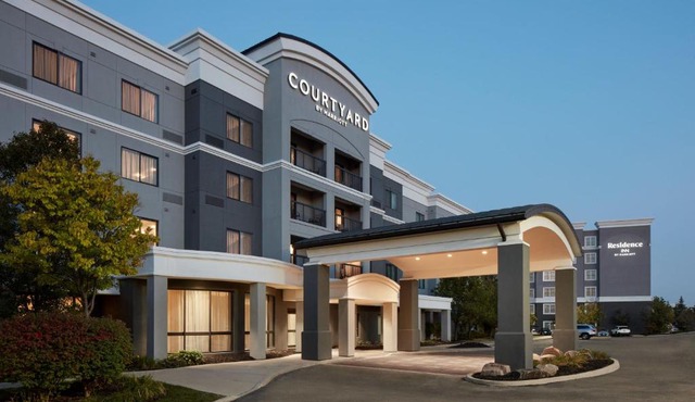 Courtyard by Marriott Mississauga-Airport Corporate Centre West