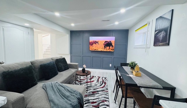 Cozy Retreat on Hamilton Mountain|Entire suite