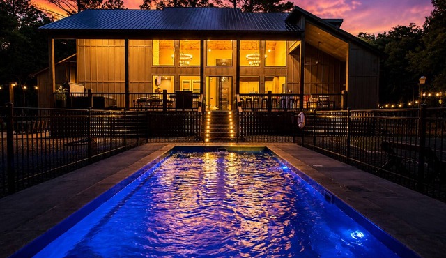 Creek,Pool,Playhouse celebration estate, sleeps 21