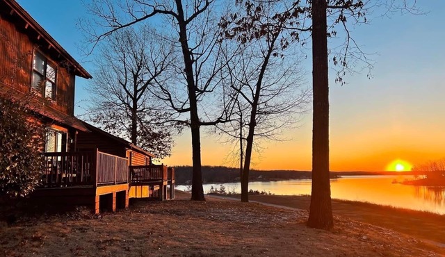 Crown Point Resort