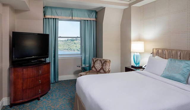 Delta Hotels by Marriott Bessborough