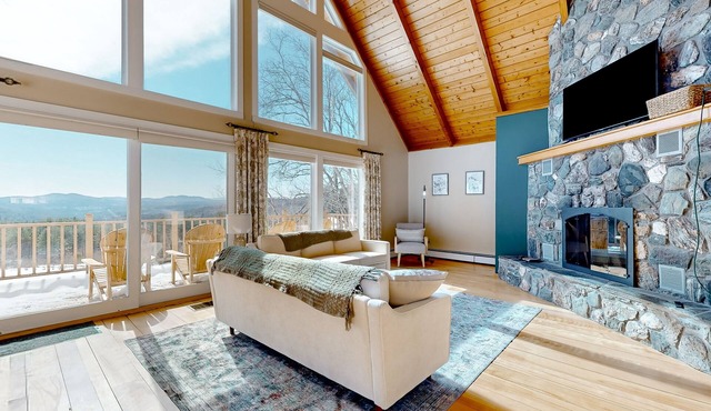 Dog-friendly home with panoramic mountain views, grill, deck, & pool table in Middlesex