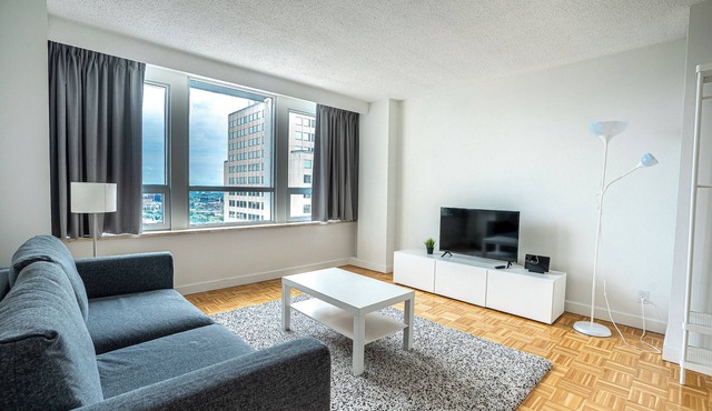 Dorchester Luxe One-Bedroom