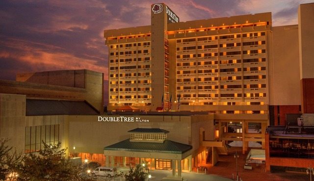 DoubleTree by Hilton Little Rock