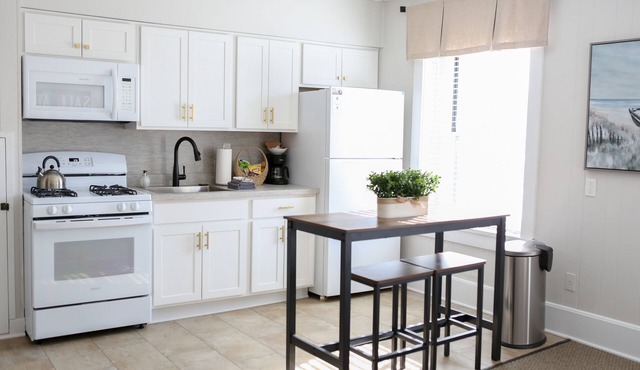 Downtown Studio at The Lake -Unit 4