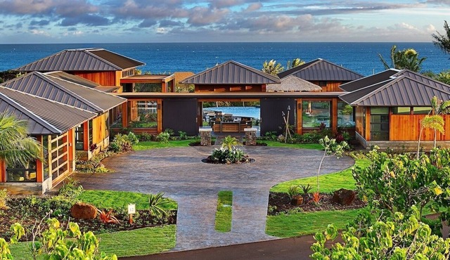 Dramatic New Kukui'ula Estate: Dazzling Style + Seaviews + Unique Pool & Spa