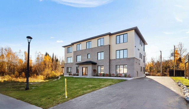 Dream Home Retreat - Condo in Mirabel - 2