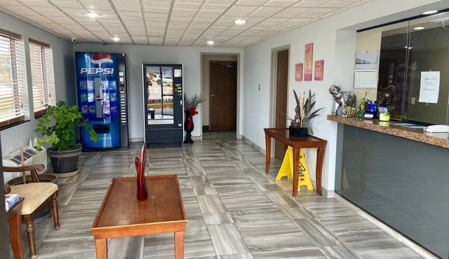 Econo Inn