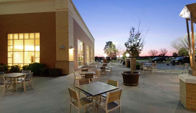 Embassy Suites Northwest Arkansas - Hotel, Spa & Convention Center