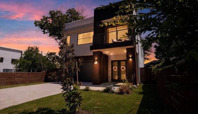 FIFA World Cup 4BR Dallas | Center | Hot Tub, BBQ