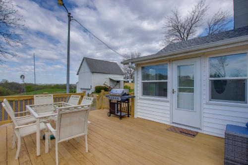 Fire Pit & Amazing Views! 15-Acre Colfax Farmhouse