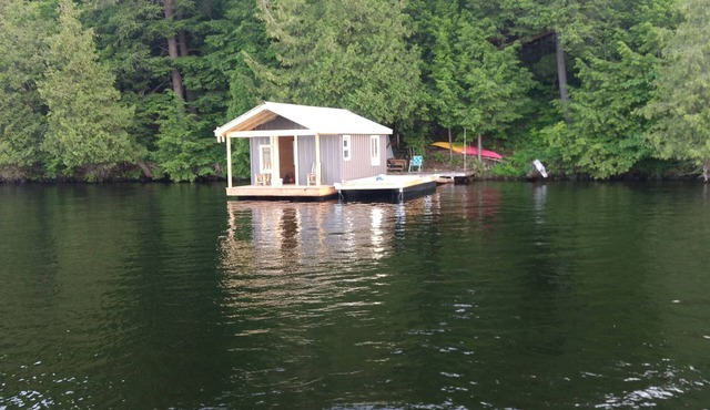 Floating Bunkie Glamping @ Big Crosby Lake