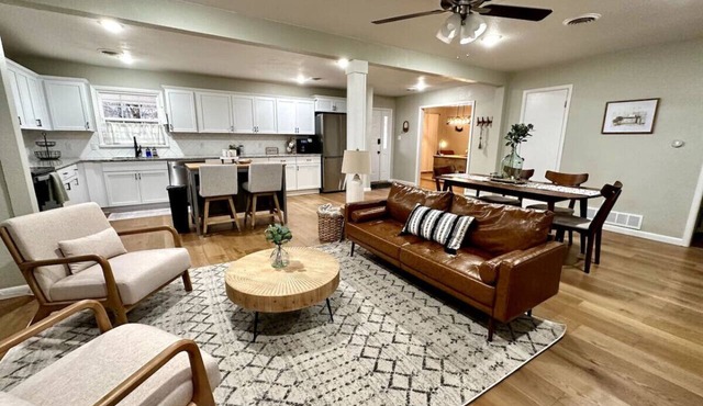 Fort Smith/Nurses, Ebbing, TDY/Furnished 4 BR