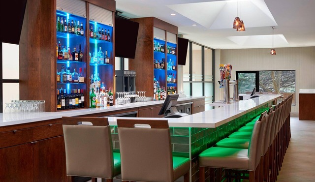 Four Points by Sheraton Toronto Airport