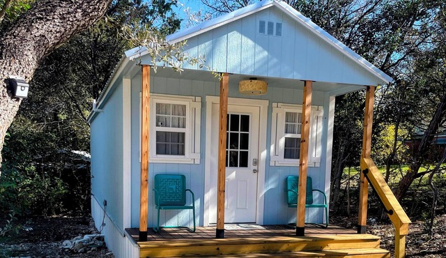 Fox Kit Cabin