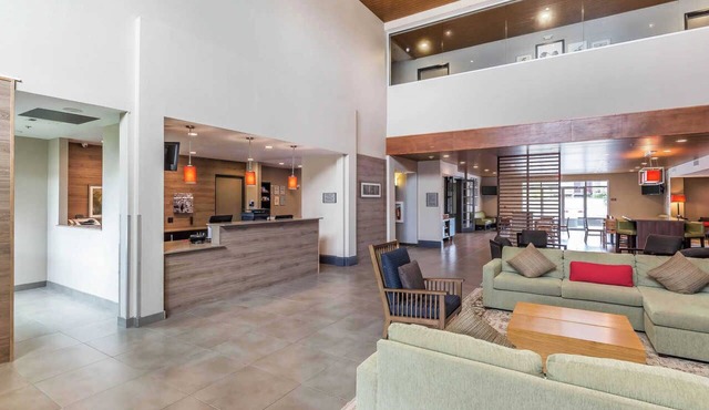 Garner Hotel Houston Westheimer by IHG