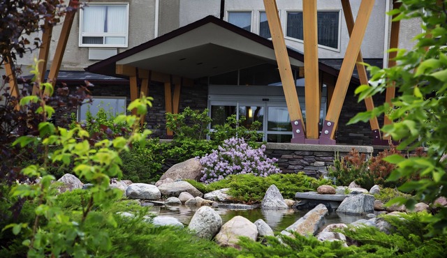 Gold Eagle Lodge
