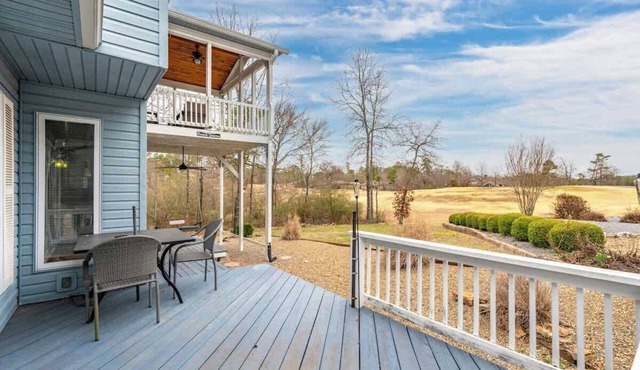 Golf Course Retreat in Hot Springs