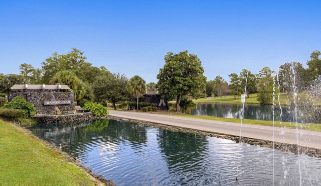 Golfer's Getaway! Modern Diamondhead Condo