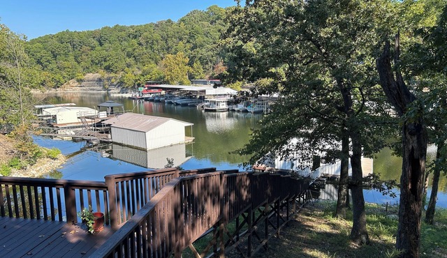 Grand Lake Waterfront in beautiful Dripping Springs