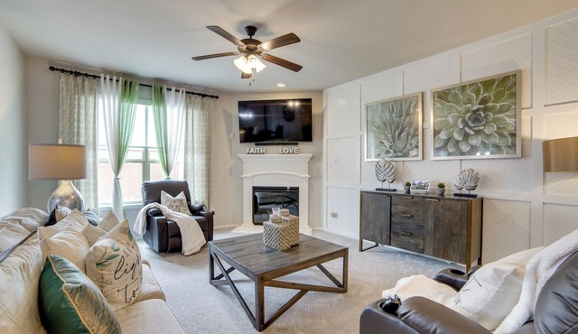 Great for Families & Professionals! Forney Home