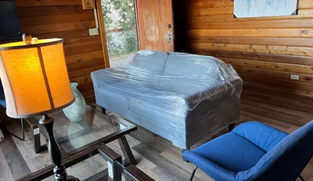 Great Rustic 4 Beds Beach Front Cabin