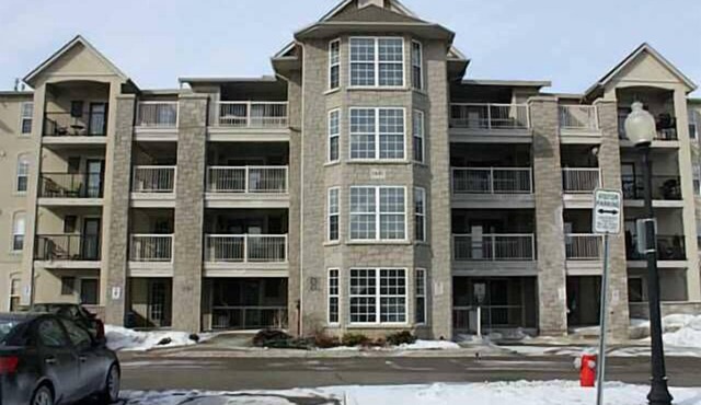 Ground Floor Condo Between Toronto And Niagara Falls