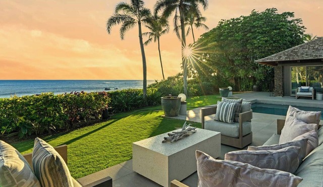 Hale Luana By Parrish Kauai-beachfront estate with pool
