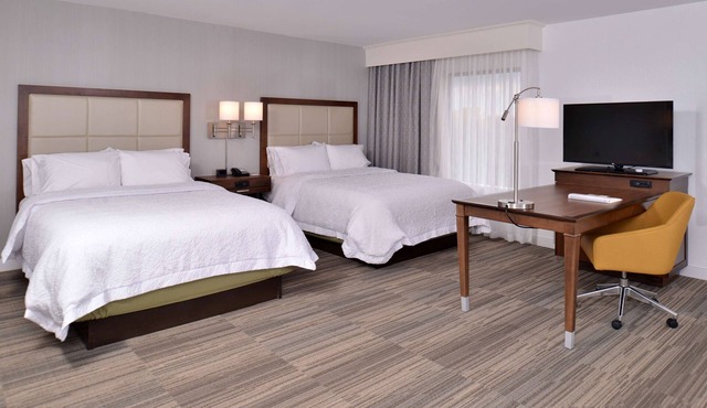 Hampton Inn & Suites Ann Arbor West