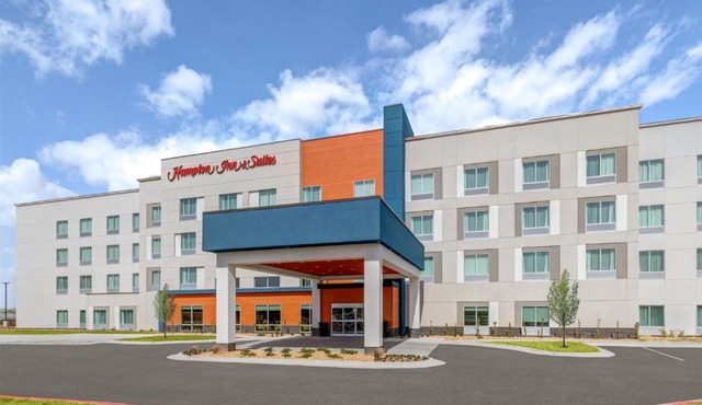 Hampton Inn & Suites by Hilton Little Rock Airport