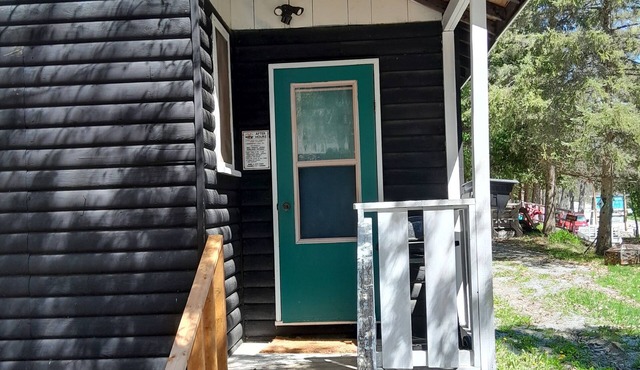 Hemlock- 2 Bdr Cabin