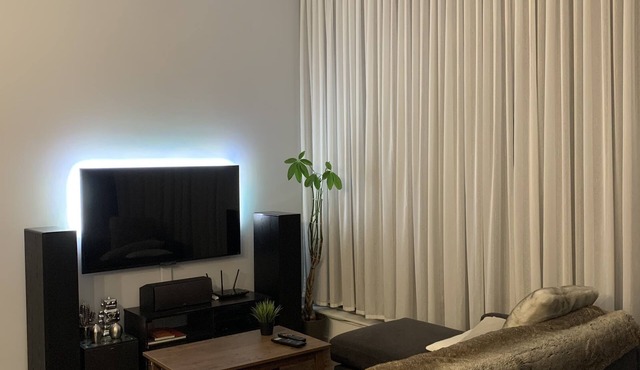 High-Ceiling Condo in Downtown Toronto