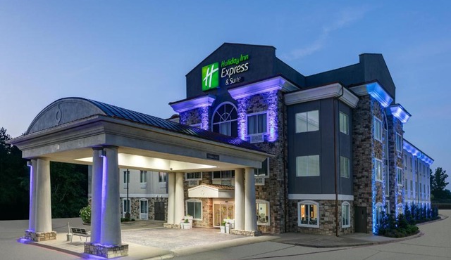 Holiday Inn Express Hotel & Suites Marshall by IHG