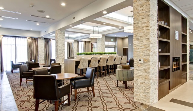 Holiday Inn Express & Suites Oshawa Downtown - Toronto Area by IHG