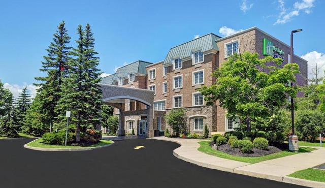 Holiday Inn Express Whitby Oshawa by IHG