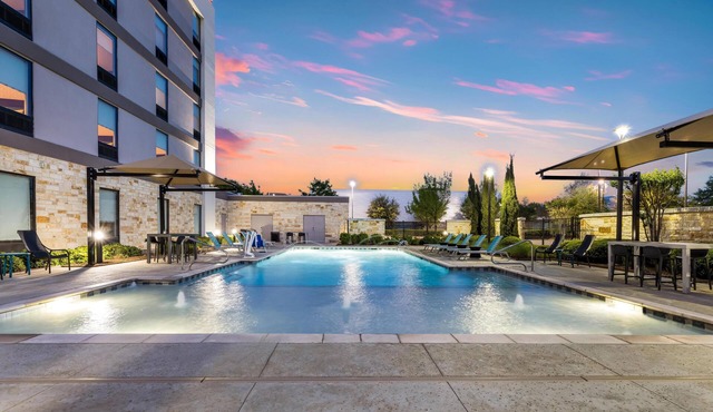 Home2 Suites by Hilton Dallas Addison