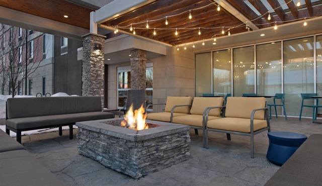 Home2 Suites by Hilton Anchorage/Midtown